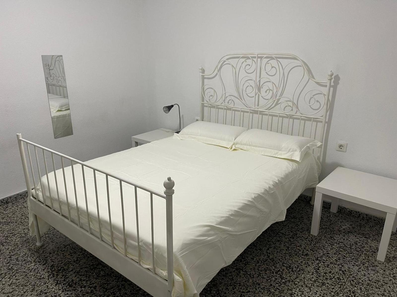 Apartamento De Habitaciones Privadas En El Centro De مالقة المظهر الخارجي الصورة