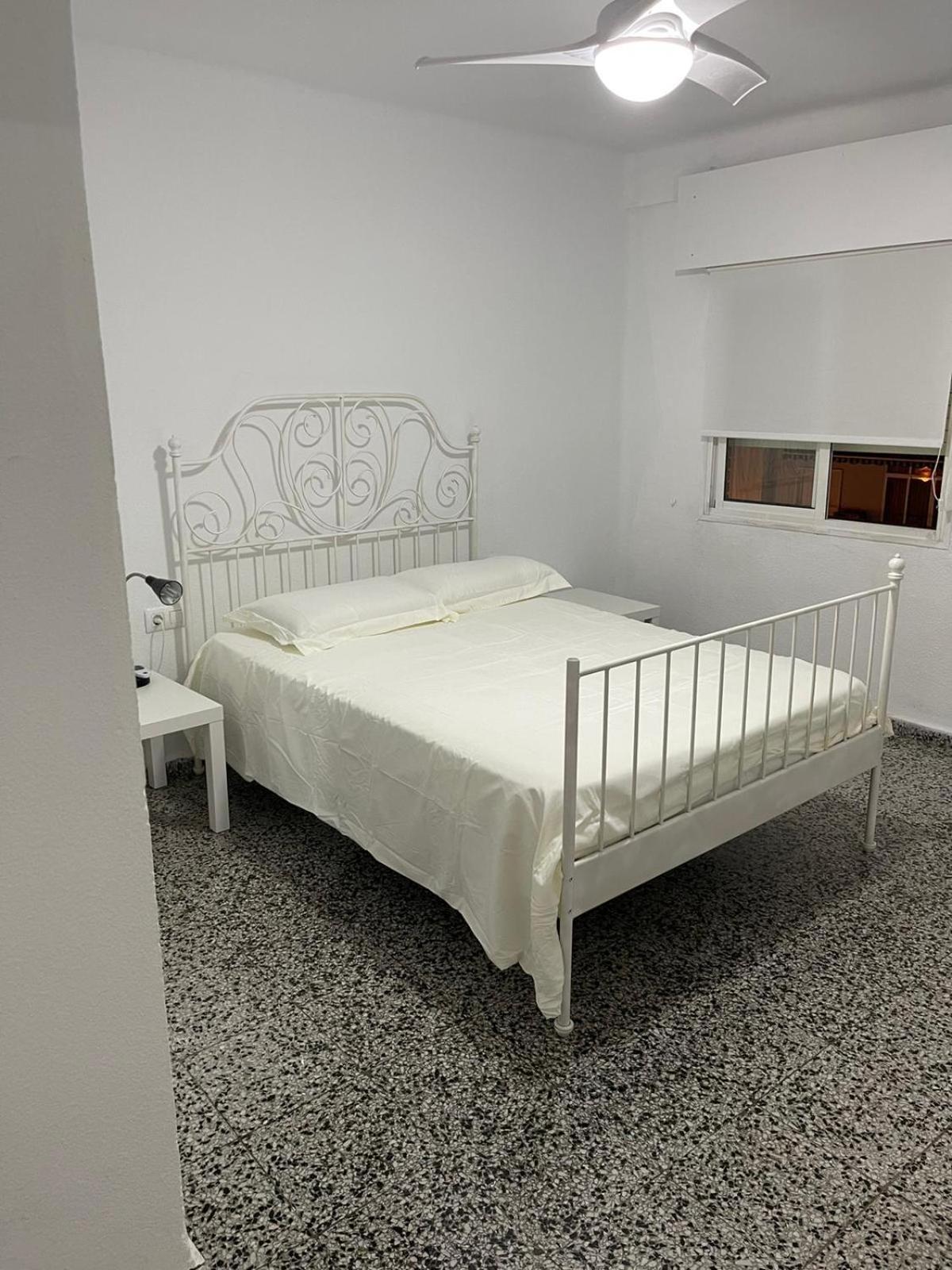 Apartamento De Habitaciones Privadas En El Centro De مالقة المظهر الخارجي الصورة