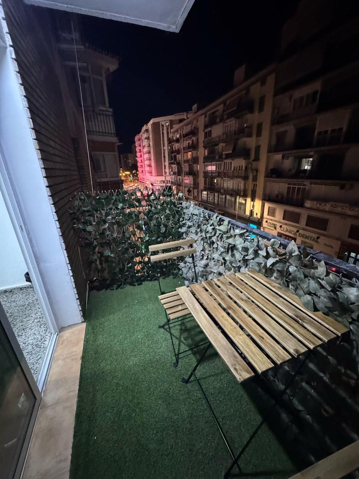 Apartamento De Habitaciones Privadas En El Centro De مالقة المظهر الخارجي الصورة